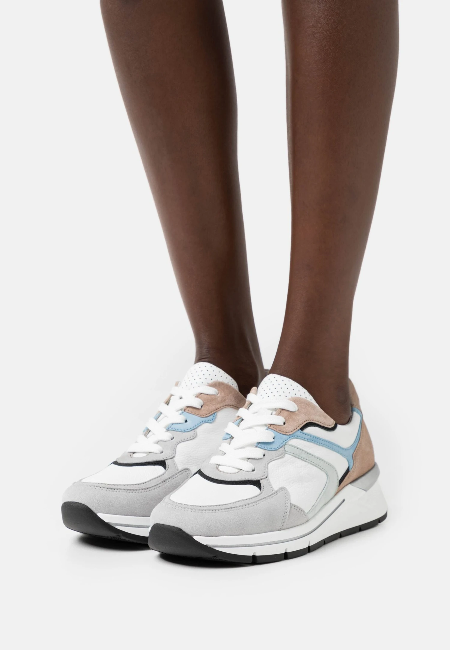 Gabor Comfort Sneakers Laag - Weiß/Pastell/Schwarz 3 Gabor Comfort Sneakers Laag - Weiß/Pastell/Schwarz