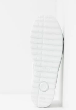 Gabor Comfort Sneakers Laag - Weiß 15 Gabor Comfort Sneakers Laag - Weiß -Gabor Comfort Verkoopwinkel 24e5ffd840f04b7e830ead40739bc622