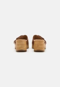 Gabor Comfort Clogs - Camel -Gabor Comfort Verkoopwinkel 65f889345c3a44a38ac55f55ac88e404