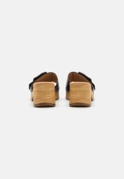 Gabor Comfort Clogs - Schwarz 11 Gabor Comfort Clogs - Schwarz -Gabor Comfort Verkoopwinkel 9739e2e4f249480b945636526921773b