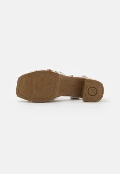 Gabor Comfort Clogs - Weiß/Silber 12 Gabor Comfort Clogs - Weiß/Silber -Gabor Comfort Verkoopwinkel ac3d5bab2b37465fac4fe6af0834637e