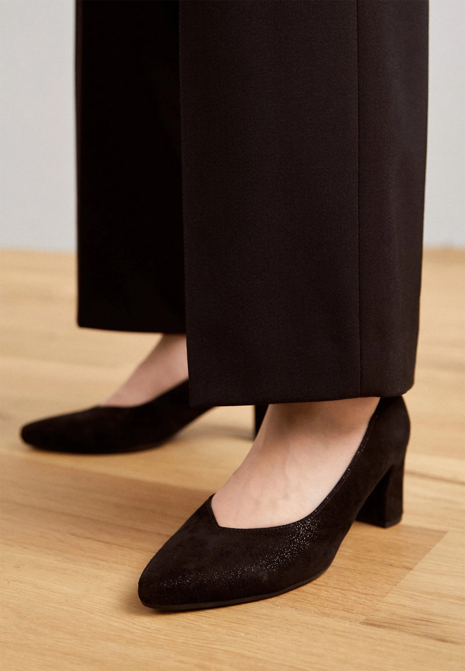 Gabor Comfort Klassieke Pumps - Black/Silver 3 Gabor Comfort Klassieke Pumps - Black/Silver - Afbeelding 2