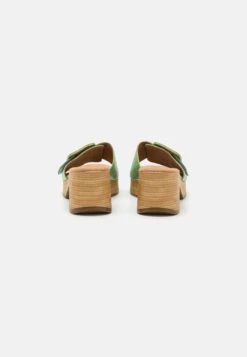 Gabor Comfort Clogs - Green -Gabor Comfort Verkoopwinkel e00e40f61bd440e0a304b7823f2a1951